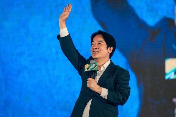 民主黨黨魁補選15日出爐,副總統賴清德拿下41840票,得票率高達99.65%,當選黨主席。(網路截圖)