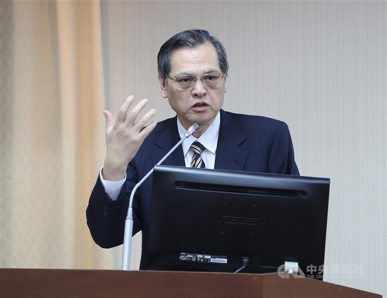 引發強烈爭議的國安局長陳明通(圖)終於要下台了,由外交部次長蔡明彥接任。(中央社)