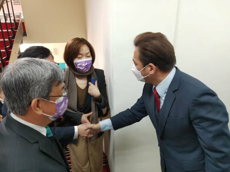 陳建仁1日拜會立法院民眾黨與時力黨團,小黨關注議題相當多元。(Photo by 呂翔禾/台灣醒報)