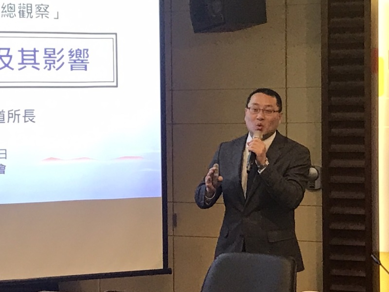 台灣經濟研究所所長吳孟道21日於貨幣論壇說,日銀寬鬆政策短期難退場,美日利差持續擴大,日圓恐持續走貶。(Photo by 簡嘉佑/台灣醒報)