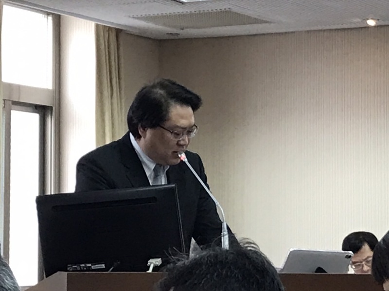 內政部長林右昌30日赴立法院備詢表示,政府已加速興建社宅,並祭出租屋與房貸補貼。(Photo by 簡嘉佑/台灣醒報)