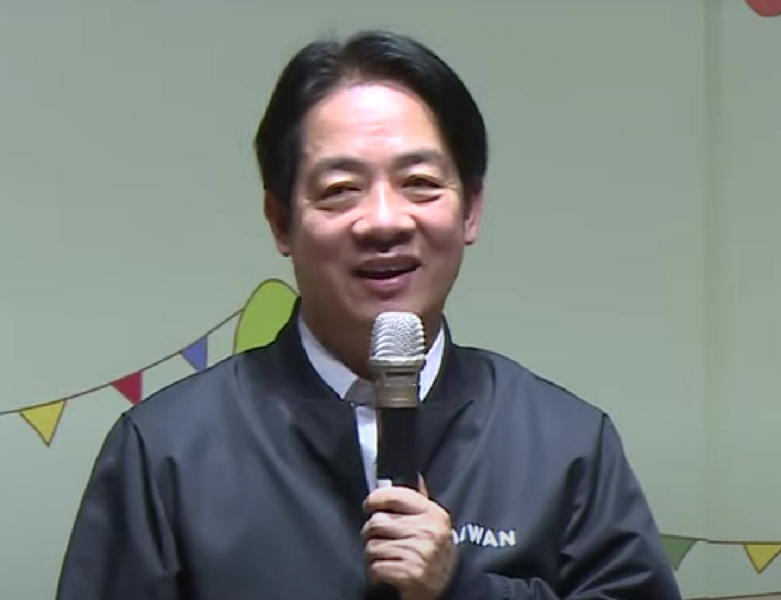 民進黨部7日舉辦「三明治新世代」園遊會慶祝母親節,副總統賴清德到場致詞表示。(直播截圖)