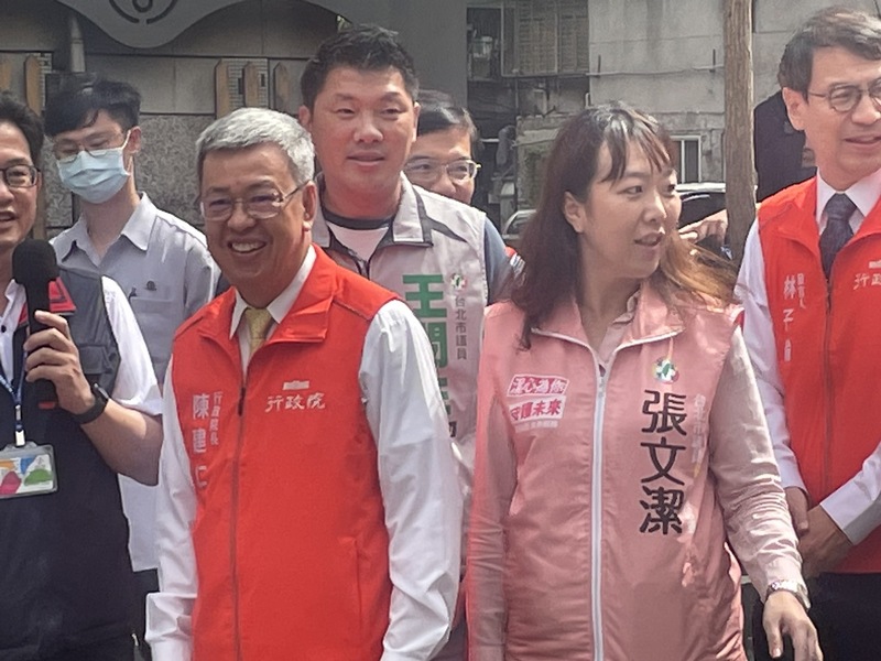 行政院長陳建仁1日到敦化南路上,視察台北市交通科技執法。(Photo by 簡嘉佑/台灣醒報)