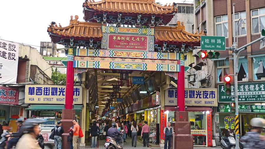 中國與台灣都禁止國內旅行社組團前往對岸,兩岸觀光持續中斷,旅宿業者叫苦連天。(網路截圖)