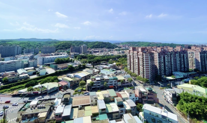 台灣房屋集團首席副總裁周鶴鳴曾提醒,打房政策持續發酵,換屋族的自備款將提高,應注意財務規劃。(台灣房屋)