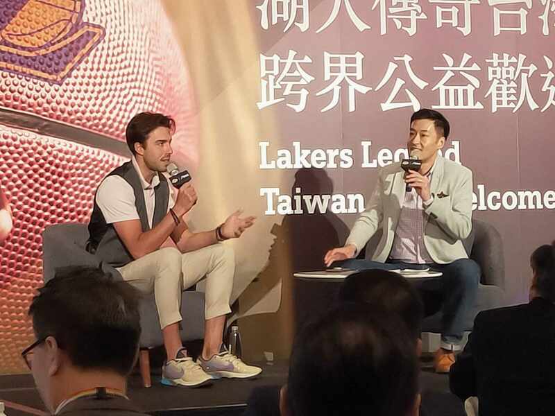 湖人傳奇球星烏賈契奇13日出席公益活動。(Photo by 呂翔禾/台灣醒報)