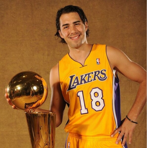 近日來台展開公益活動的球星Sasha Vujacic (Photo from @sashavujacic via IG)