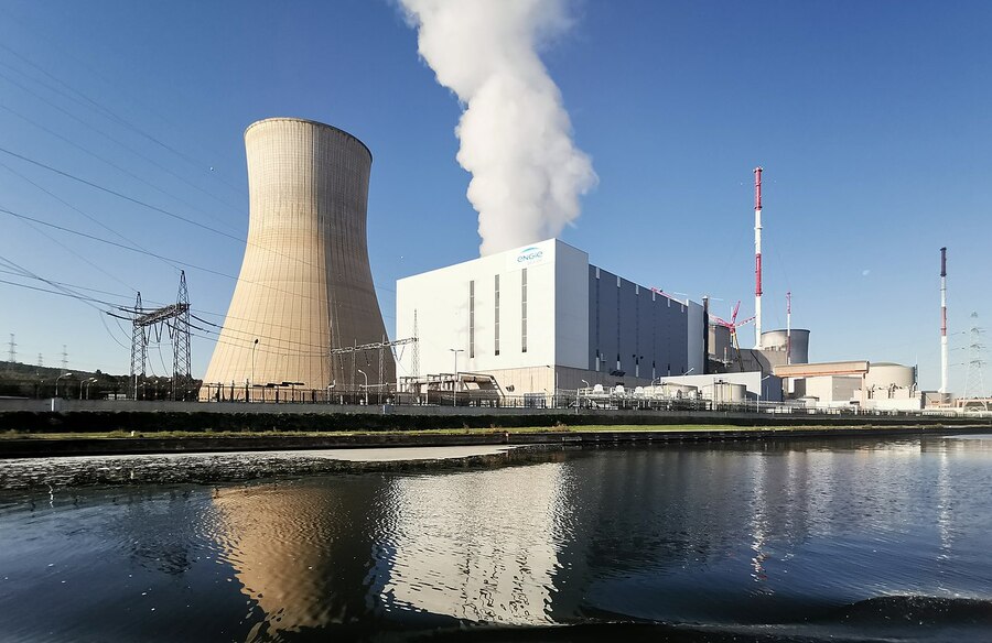 針對藍營要重啟核四與核電的能源政策,主要批評包括核廢料、核安疑慮與核電非世界趨勢。(Photo from Wikimedia Commons)
