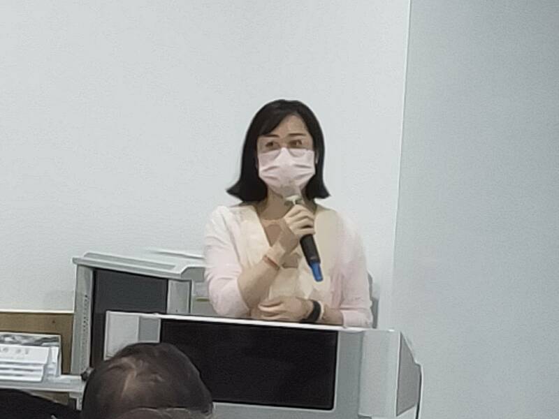 22日的MeToo案件系列講座上,法官說明性侵與性騷相關案件判斷依據。(Photo by 呂翔禾/台灣醒報)