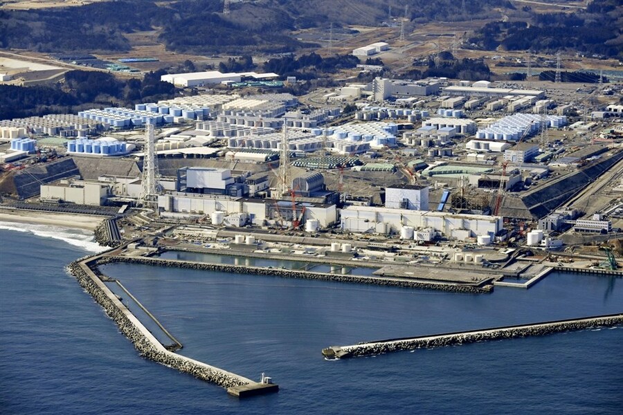 日本這次排放核廢水,是2011年福島大地震所造成,自本(8)月24日開始排放,首批核廢水排放量為7800噸,需17天完成排放。(中央社)