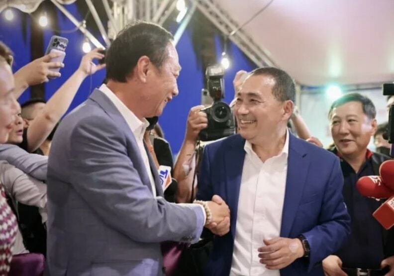 對於鴻海創辦人郭台銘參選,國民黨呼籲郭台銘要信守517的承諾。(陳學聖臉書)