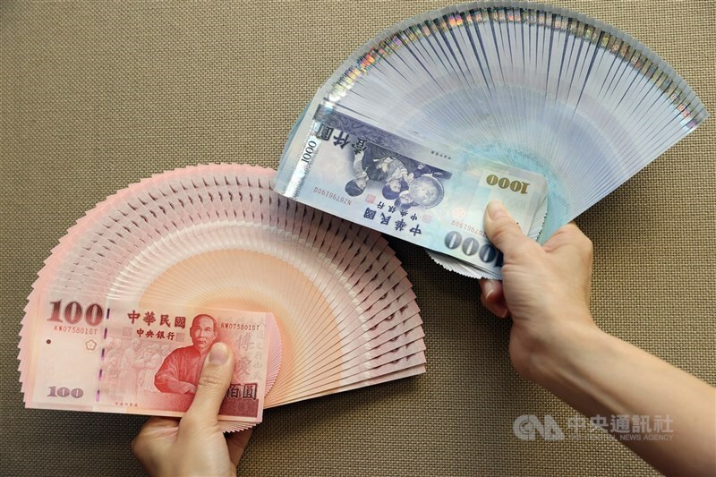 財政部近日將研擬營利事業基本稅額從現行12%調高到15%。(中央社)