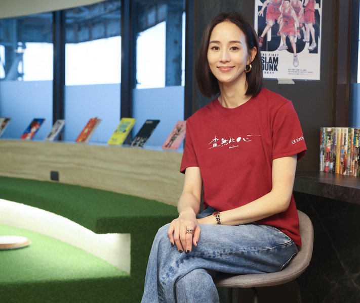 藝人張鈞甯在電影「查無此心」具有監製及演員多重身分,她在片中飾演女警。(中央社)