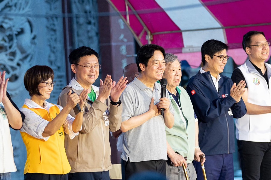 最新民調顯示,民進黨的賴清德恐因雞蛋問題處理不當,選情受到拖累。(賴清德臉書)