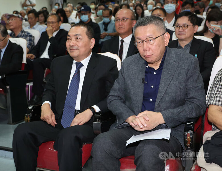 圖說:針對民眾黨拋出「聯合政府」的主張,學者分析,過去歷史經驗不佳,未來若要組聯合政府,需溝通理念與內閣人事分配。(中央社)