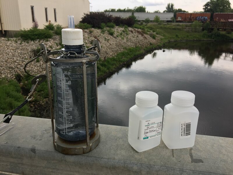 全氟烷基物質(PFAS)又被稱為「永遠的化學物質」,會對人體造成致癌、內分泌紊亂等風險。(Photo by Department of Environment, Great Lakes, and Energy on Flickr under c.c. License)