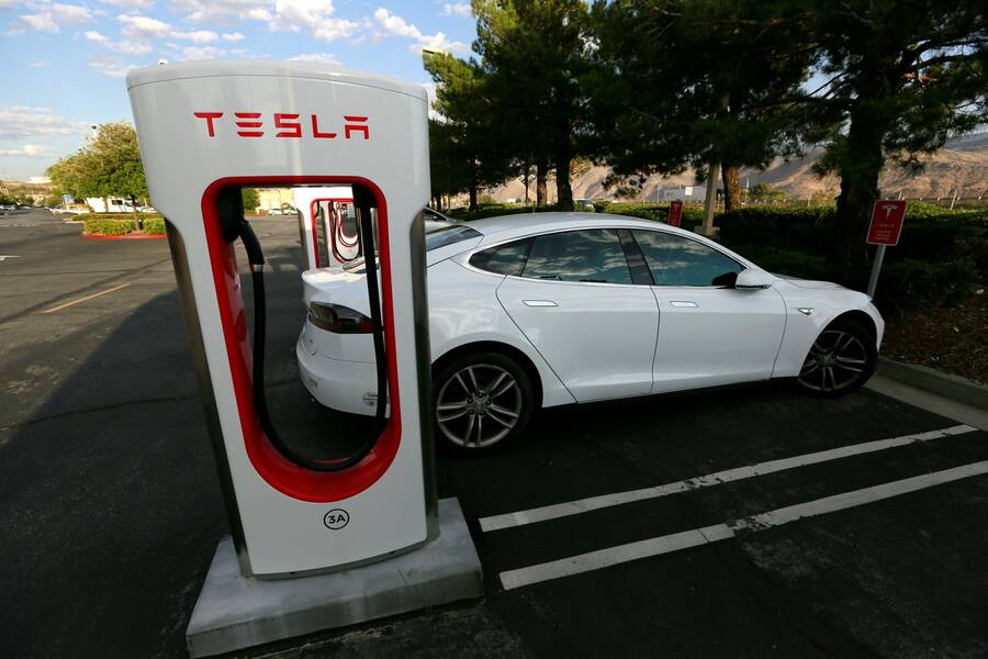歐挪威最愛電動車,宣稱2025年起停售油車。(網路截圖)