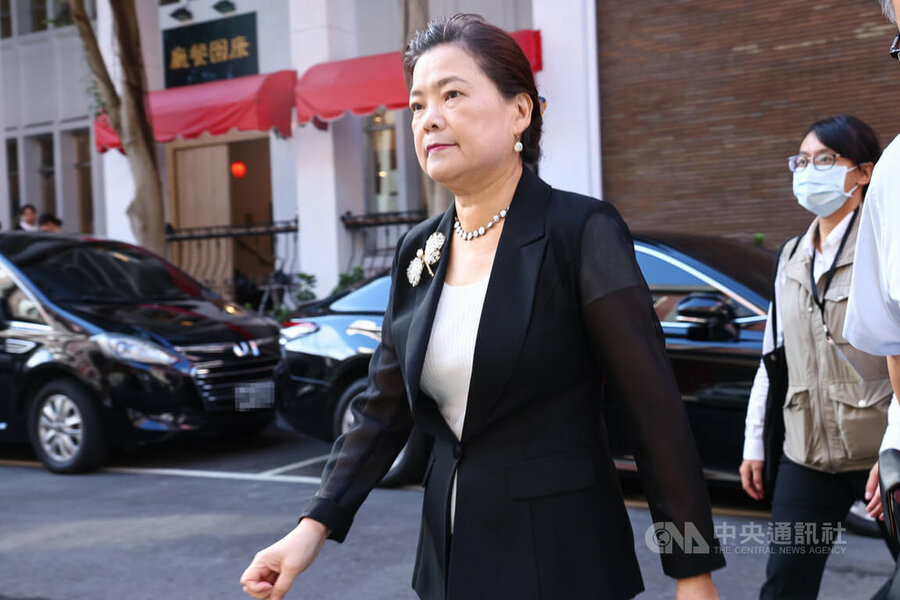 經濟部長王美花表示,台灣產業多遵守RE100,因此核電並非台灣適用的綠電。(中央社)