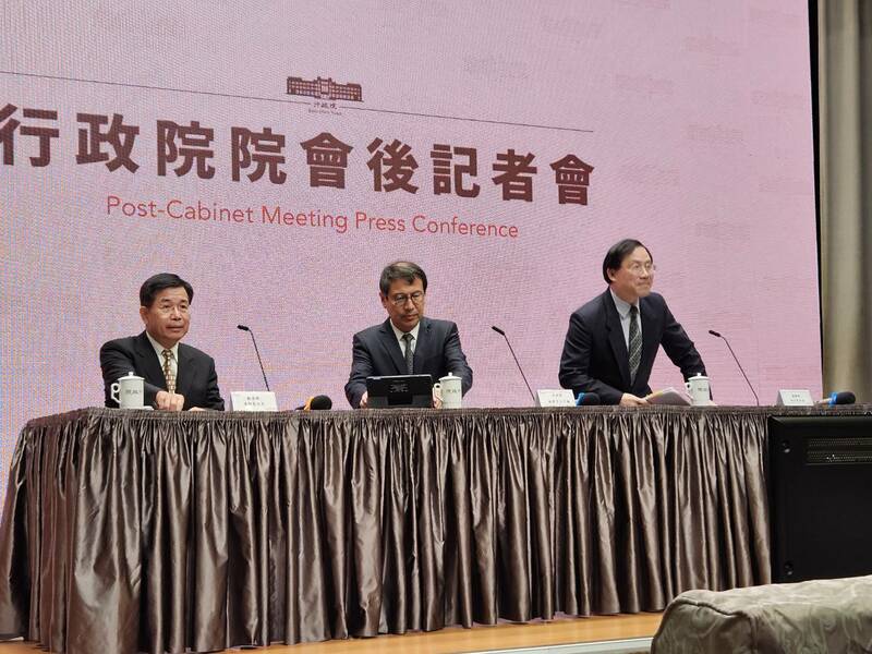 經濟部宣布明年將撥4億元,補助民眾購買節能瓦斯爐與電熱水器。(Photo by 呂翔禾/台灣醒報)