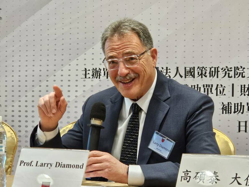 美國知名政治學者戴雅門14日於國策研究院發表演說,提出對台灣民主的觀察。(Photo by 呂翔禾/台灣醒報)