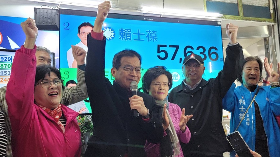 原本有意競選立院總召的資深立委賴士葆,於28日在臉書發文宣布退選。(賴士葆臉書)