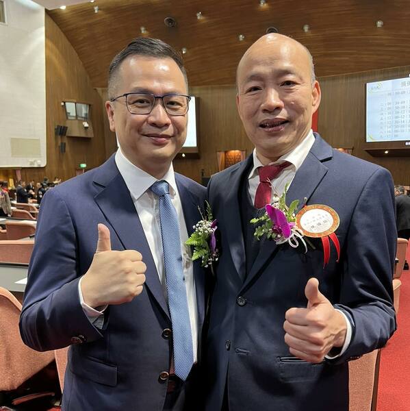 國民黨新科立委羅智強受訪時表示,樂見韓國瑜當選立法院長,讓國會相關改革更有機會。(羅智強臉書)