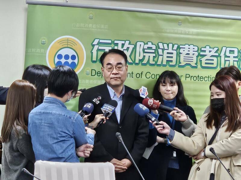行政院消保處26日公布預售屋契約調查結果,提醒消費者注意簽約時要逐條檢查,還享有至少5天的審閱期。(Photo by 呂翔禾/台灣醒報)