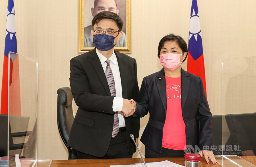 立法院29日召委選舉出爐,藍綠在8個委員會各拿下一席。(中央社)