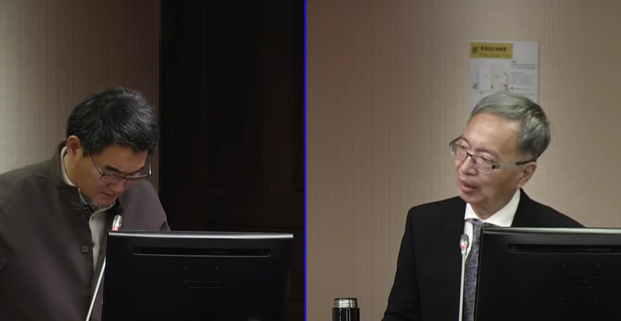 多名立委7日於立法院指出,蘇丹紅事件持續延燒,追問衛福部多久才能查完?衛福部長薛瑞元承諾,一個月內通通查完。(直播截圖)