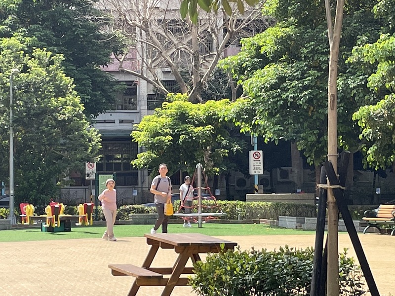 中央氣象署指出,11日起東北季風減弱,北部及東北部氣溫回升,西半部天氣暖熱。(本報資料照)