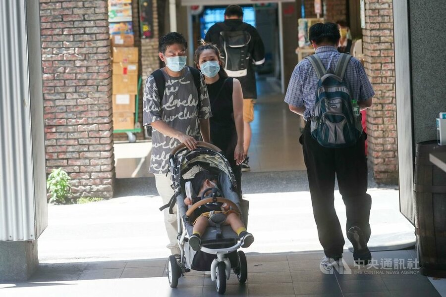 勞動部預計6月起,試辦彈性育嬰留停降至單次至少5天的「彈性育嬰假」制度。(中央社)