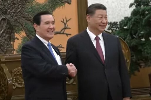 前總統馬英九與中國國家主席習近平10日睽違9年再次碰面。(直播截圖)