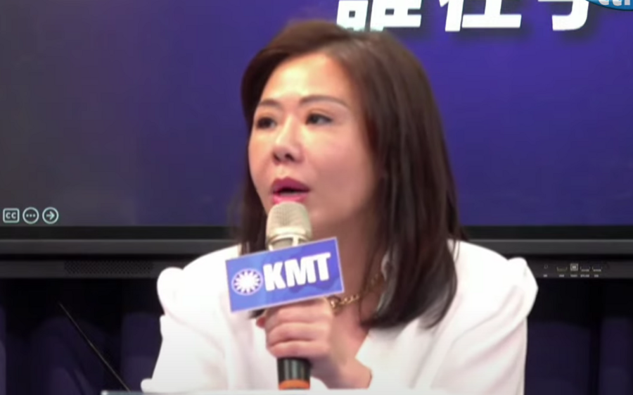 國民黨立委李彥秀29日於記者會提出呼籲,勞保提高雇主的提撥比例,且固定撥補勞保年金。(直播截圖)