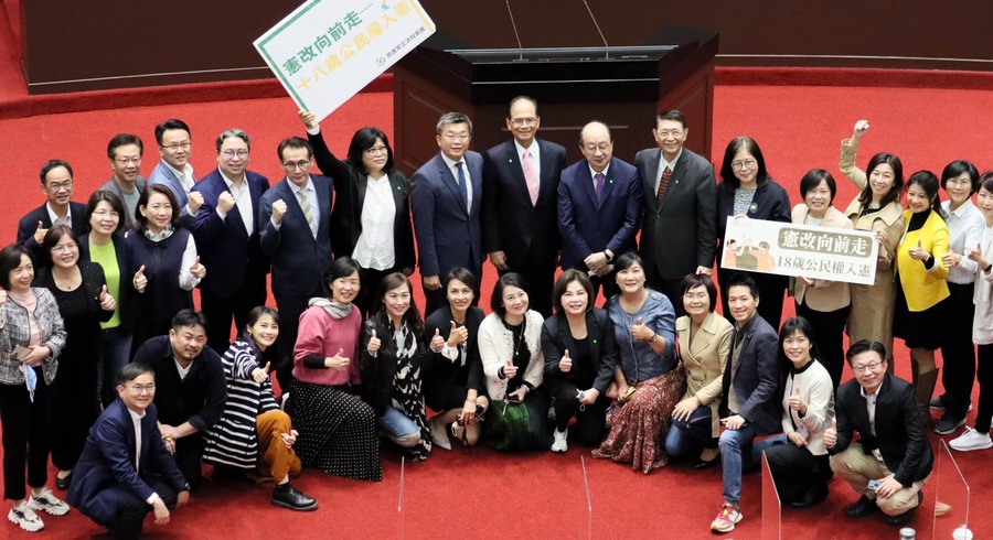 準總統賴清德雖交代新內閣要接地氣、積極與在野黨溝通,但目前民進黨立院黨團與內閣尚未展現如此氣度,外界恐難相信賴清德真心要溝通。(吳思瑤臉書)