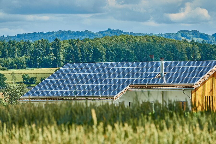 近日國際智庫報告指出,綠能發電佔比首度達到30%,但多數仍由中國新增發電量。(Wikimedia Commons)