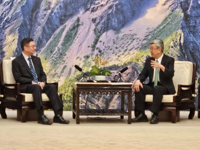 準行政院長卓榮泰9日拜會行政院長陳建仁,請教相關法案與施政建議。(Photo by 呂翔禾/台灣醒報)