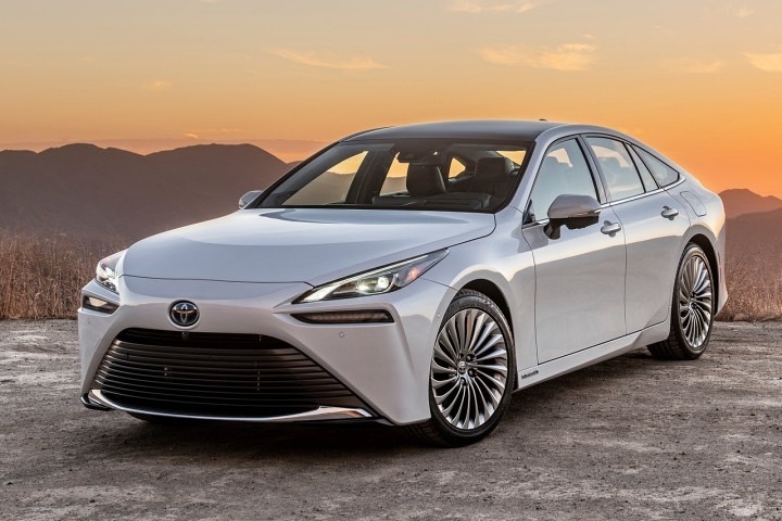 5分鐘氫氣加滿、行駛1,360公里,Toyota Mirai創氫能源車金氏世界紀錄。(網路截圖)