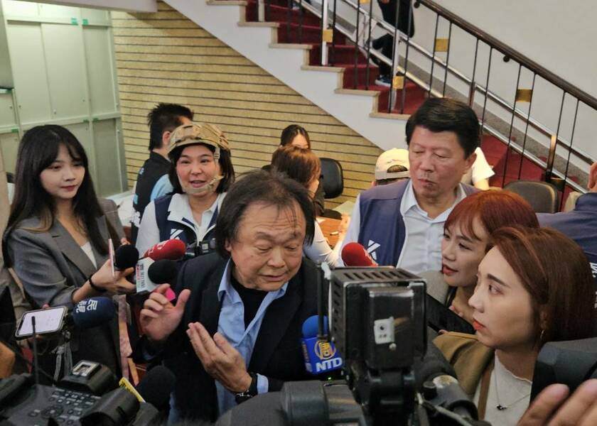 針對21日將繼續討論國會改革法案,藍綠立委相互喊話,綠盼協商藍白新方案,藍喊話綠別再杯葛。(Photo by 呂翔禾/台灣醒報)