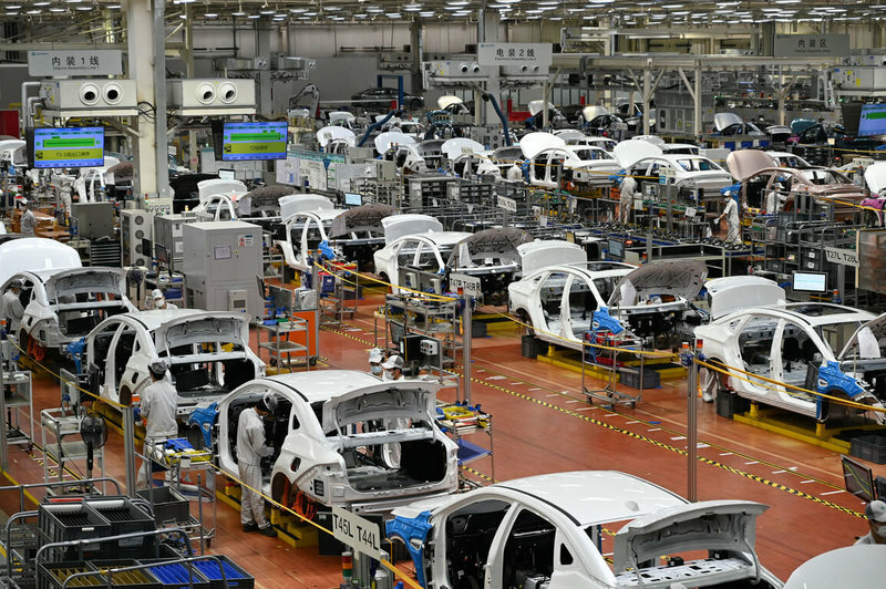 中國第二季經濟成長僅4.7%,加上面對諸多內外挑戰,讓外界對中國能否維持發展動能又打上問號。(中央社)