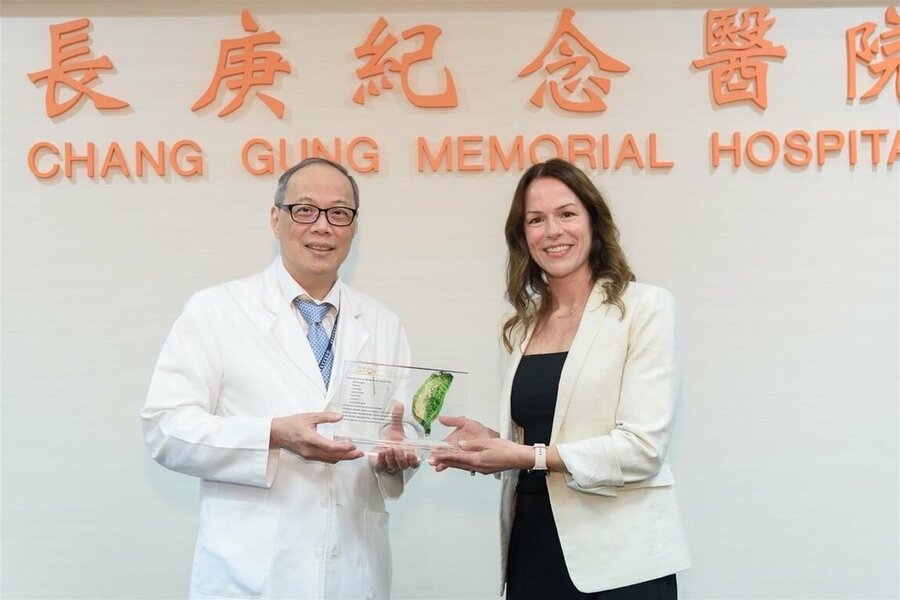 輝達全球醫療業務部門副總裁金伯莉.鮑威爾赴長庚醫院參訪,分享對台灣未來2年醫療行業發展趨勢看法,及技術創新市場戰略,為台灣AI醫療揭新篇章。(長庚醫院提供)