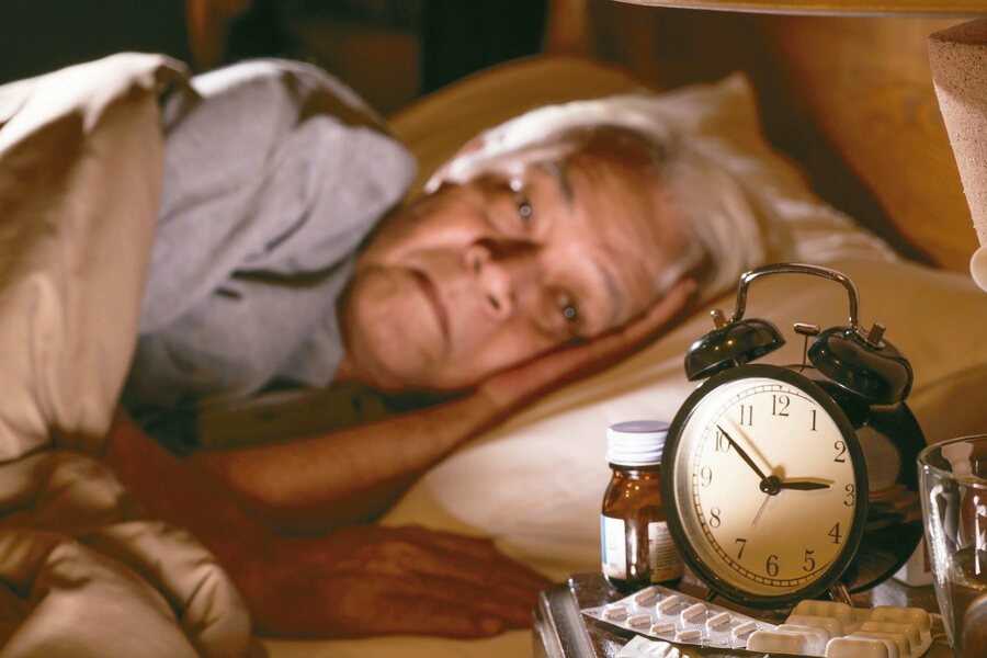 正常人睡眠過程中,有非動眼期與動眼期交替出現,其中動眼期占整個睡眠時間大約20%。(網路截圖)