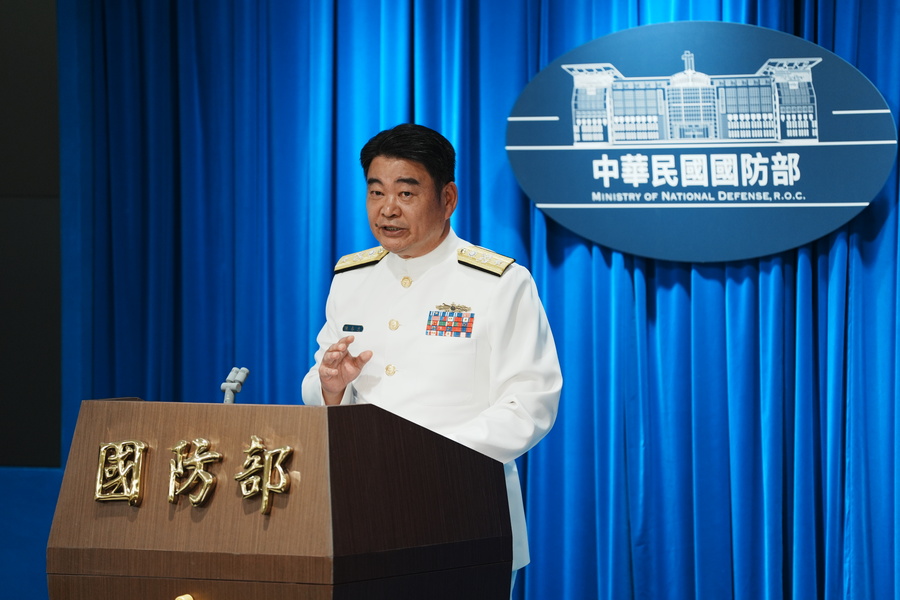 國防部13日首次主動公開說明國軍的裝備汰除計畫。圖為後次室軍品整備處處長陳春忠。(國防部)