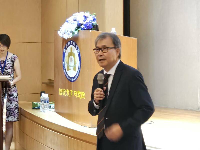 教育部長鄭英耀9日表示,盼透過校長的數位學習指引,引領學校數位學習發展。(Photo by 呂翔禾/台灣醒報)