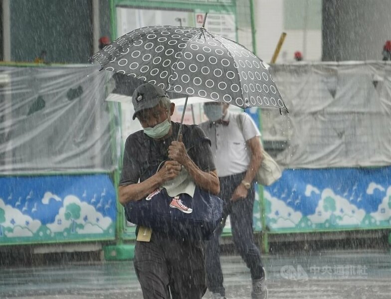 山陀兒颱風來勢洶洶,10月1至2日對台影響最大。(中央社)