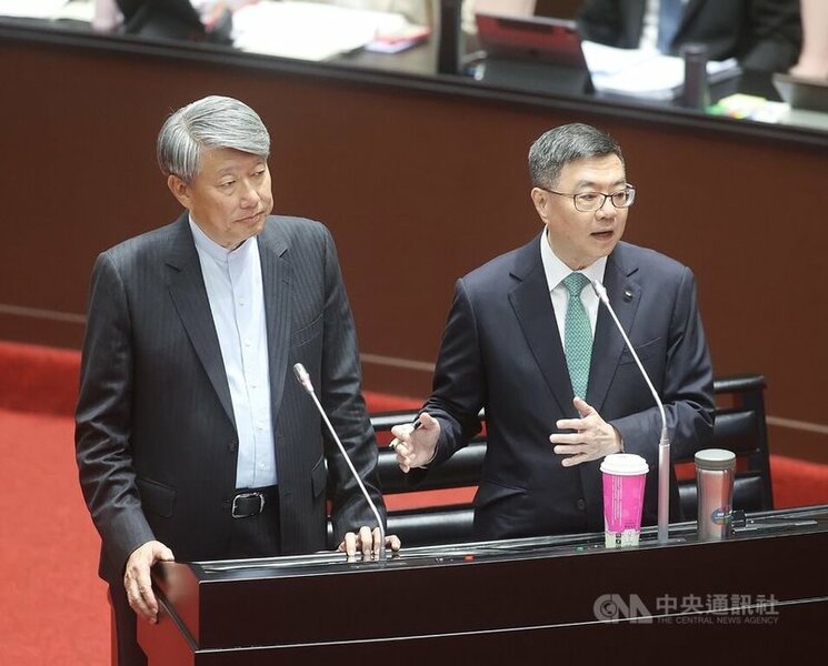 行政院長卓榮泰1日立院備詢時表示,漲電價對民生影響不大,產業部分則看看能否再細部調整。(中央社)