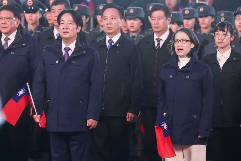 總統賴清德1日於總統府新年致詞,表示政治紛爭應以民主方式解決,包括覆議、釋憲、選舉與罷免。(中央社)