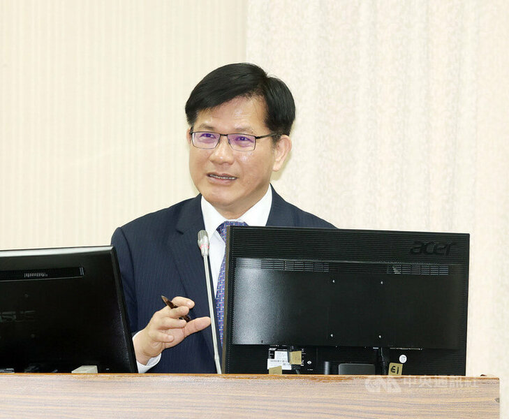 綠委關注台美「避免雙重課稅」推動成果,外交部長林佳龍回應說,美國國會有望快捷通過法案。(中央社)