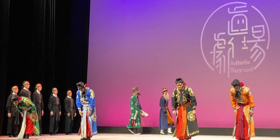號稱「龍年封箱・金蛇獻瑞」的5齣經典京劇折子,登樓鬪戲,讓人印象深刻。(作者提供)