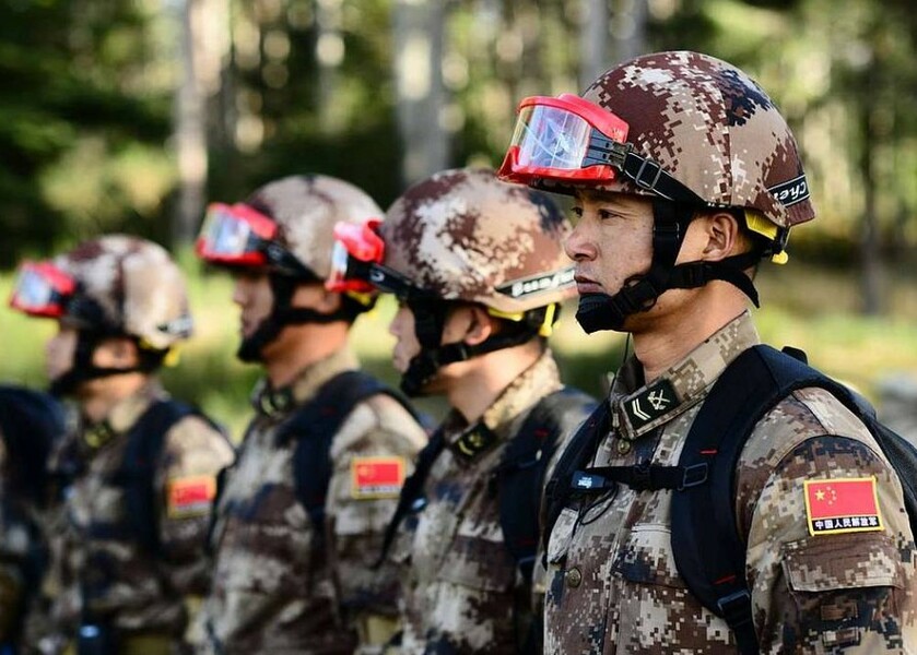 中國今年同樣提升7.2%國防預算,但恰好遇到川普政府上台,也讓各界格外關注。(NARA & DVIDS Public Domain Archive)