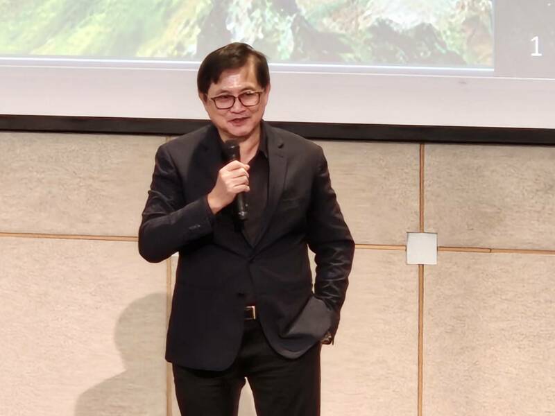 和碩科技董事長童子賢9日到民眾黨智庫發表演講。(Photo by 呂翔禾/台灣醒報)